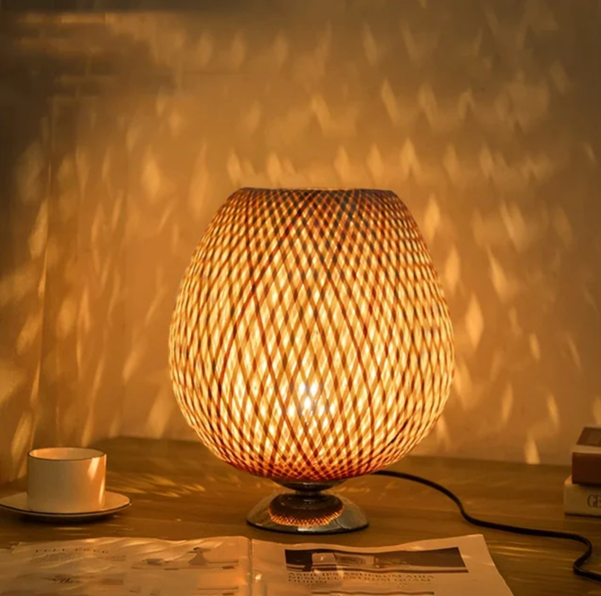 RetroBamboo - Classic Table Lamp