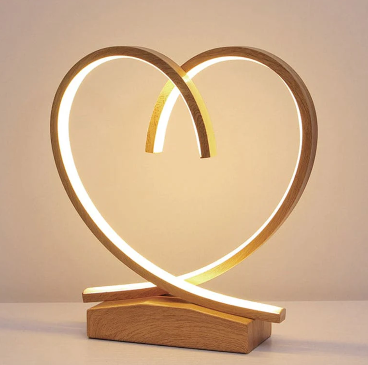 RomanceCarve Bedside Table Lamp