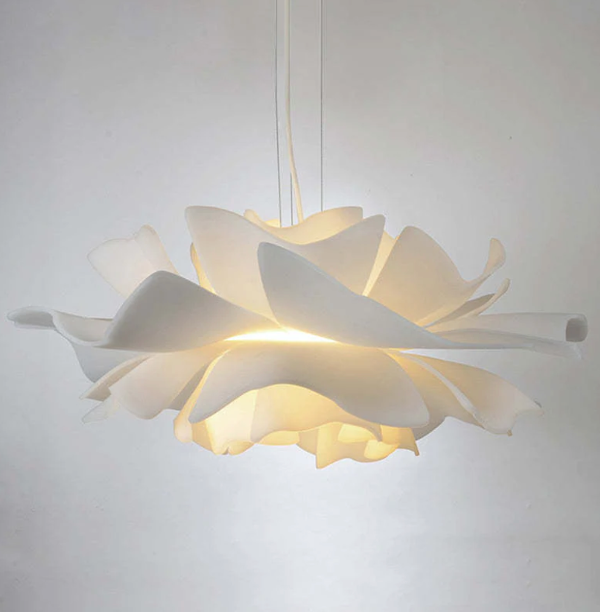 Luna Blossom Pendant Lamp