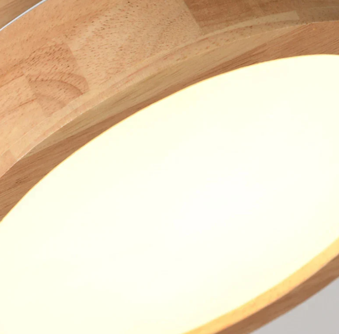 ArcticBeam - Round Wooden Ceiling Lamp